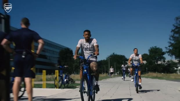 Gabriel Jesus gets ready for Arsenal debut